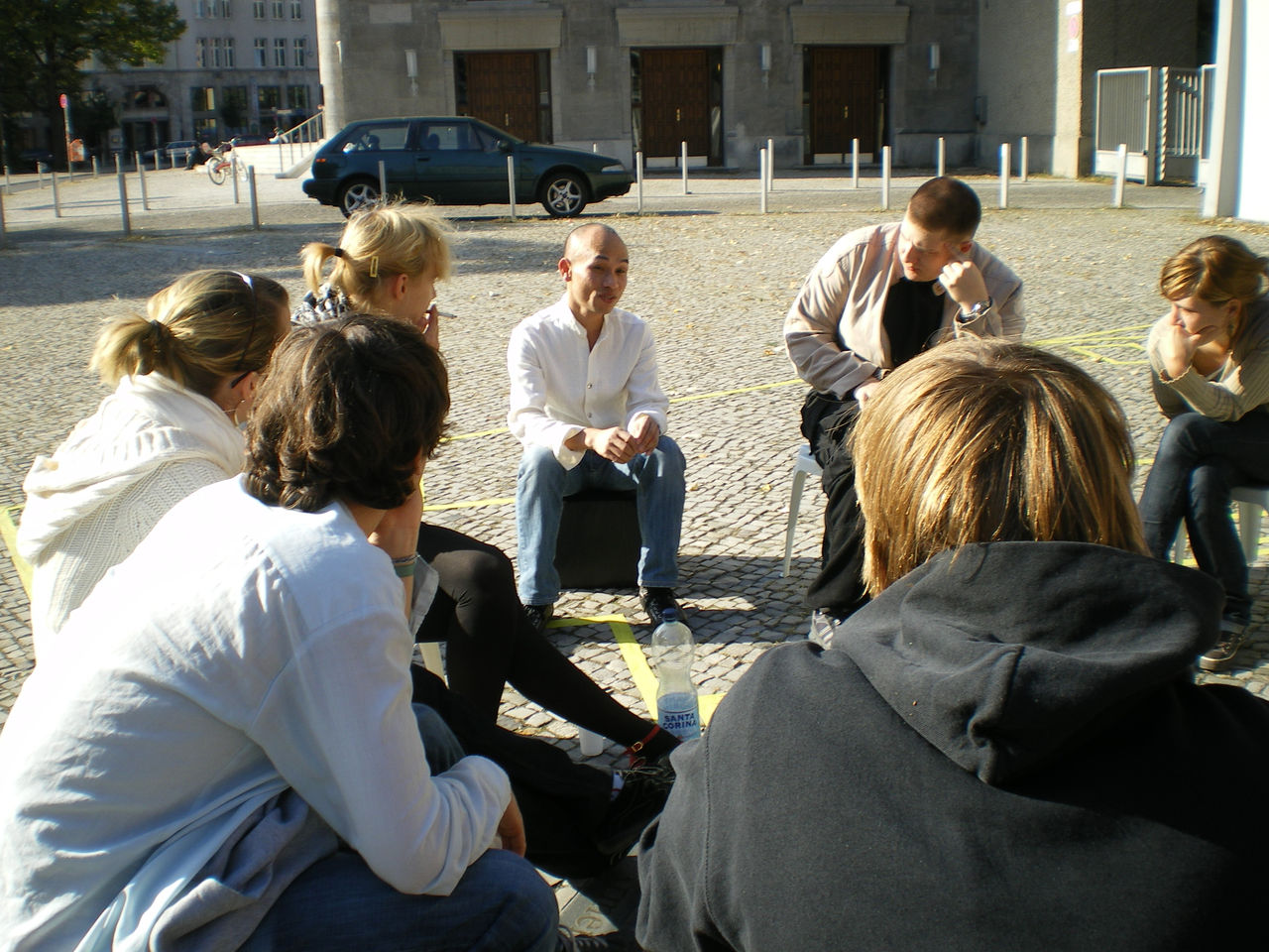 Photographic documentation of RYLLEGA Berlin (Performance by Truong Tan, 26 September 2008)